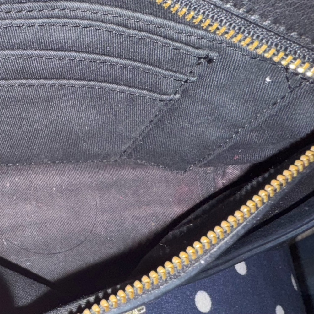 GUC: Coach Black Leather Wristlet with black and white sides! - Picture 5 of 5